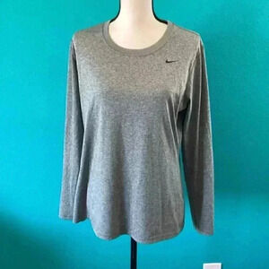 New with out tags long sleeve dri fit shirt in size large